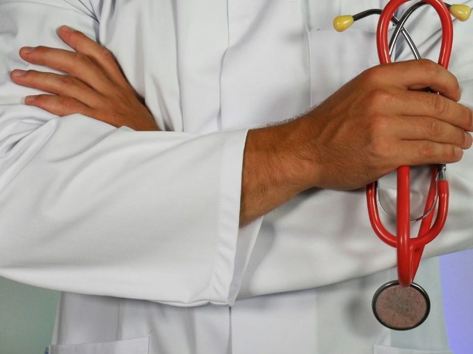 Doctor at India Healthcare Award ceremony